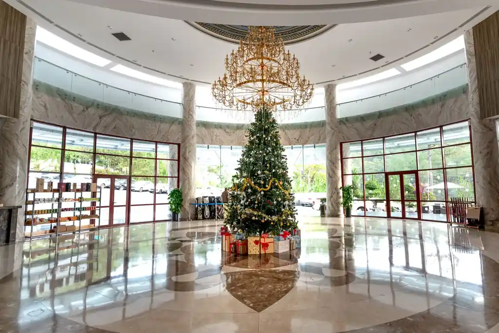 Sunlitcairn Partners interior